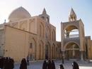 _bethel_edu_special-events_newsrel_images_2004images_iran-armenian-cathedralx640.jpg